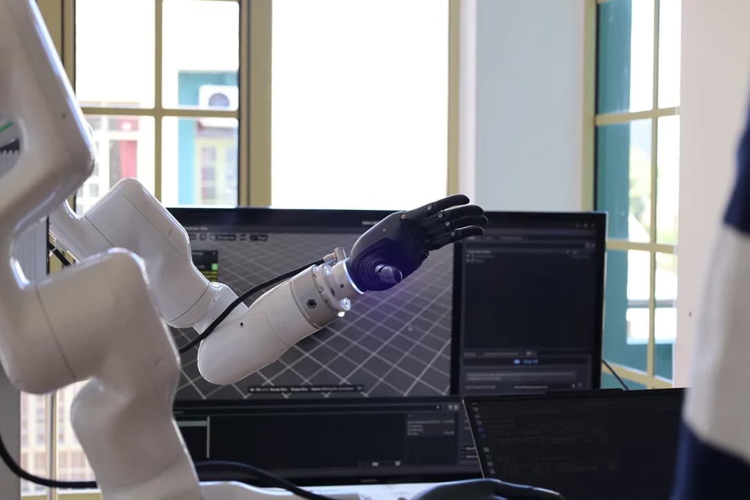 Previews of manufacturing and operations platforms